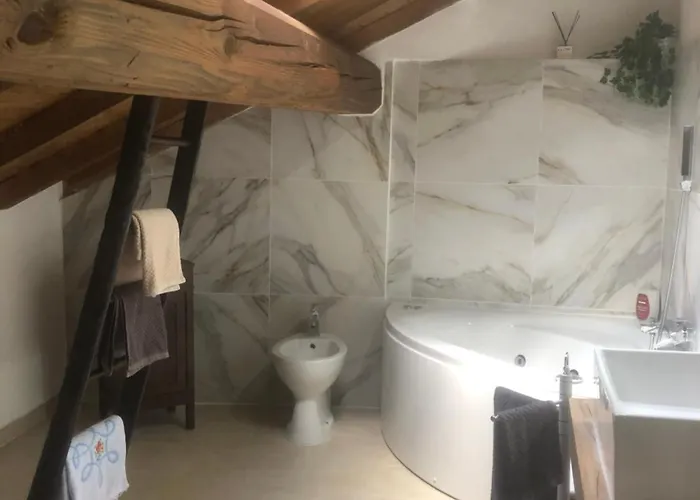 B &b C'era Volta Panzió Cascina (Parma)